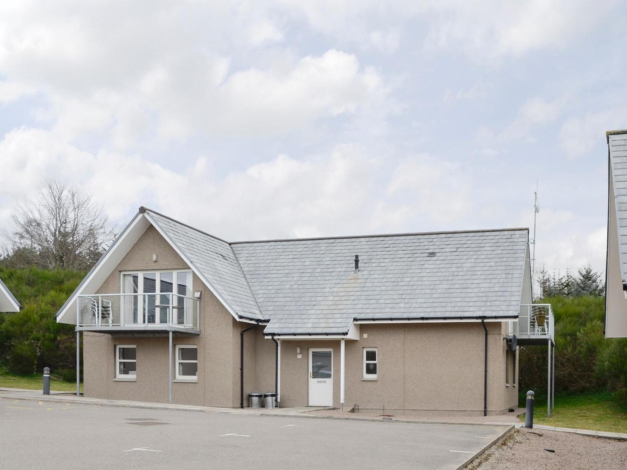 Holiday home 32 Queens Court Inchmarlo